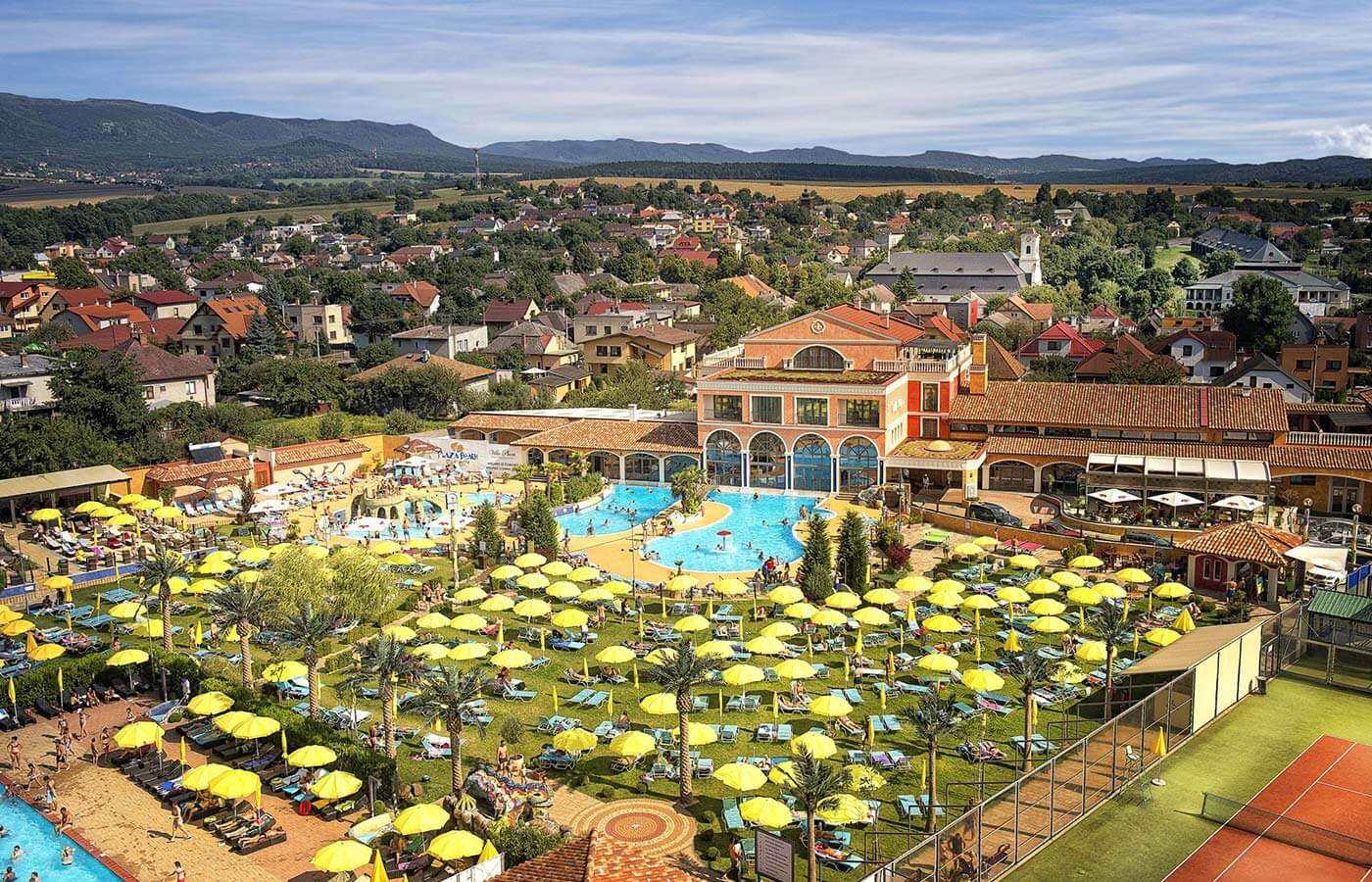 Plaza Beach Resort